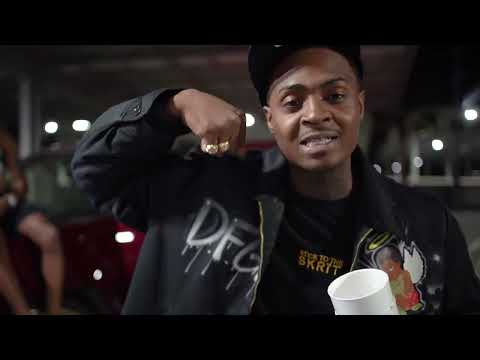 Laelow Feat. Hoodtrophy Bino - LONELY (Official Music Video)