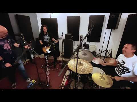 Stonefront - Live Session at 1061 Studio