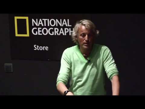 Jesús Calleja en National Geographic Madrid Store