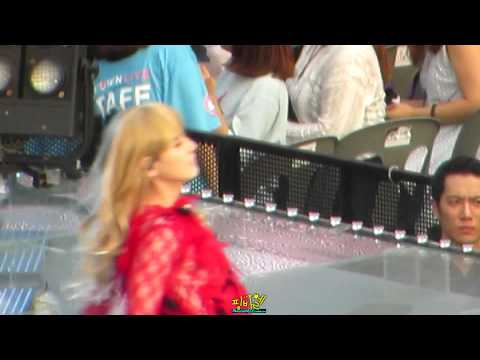 140815 SMTOWN LIVE WORLD TOUR IV IN SEOUL - BOYS DAY (Kyuhyun Focus)