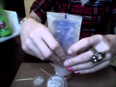 DIY MAKEUP- Homemade Eye Primer