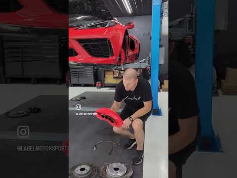 Worlds Largest C8 Brake kit compared to Z51 brakes! 😱 #c8 #corvetteracing #corvette #corvettec8