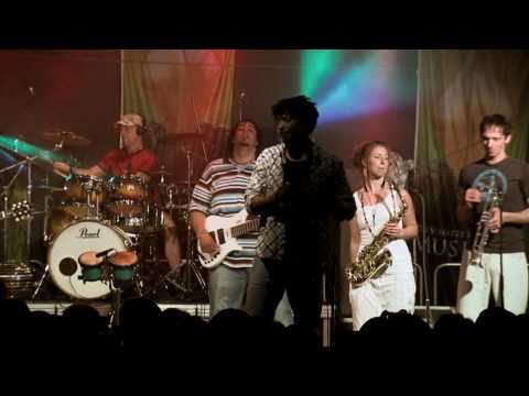 Oku and the Reggaerockers -  Ein Lied zum Tanzen (live)