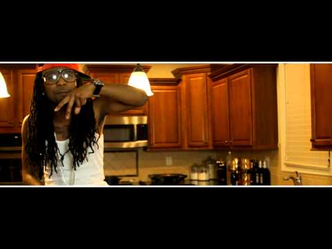 Lil PlayBoii Ft. YBT - "I'm Cookin' (Watch Me Work My Hands)" [Official Video]