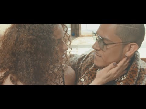 Izzy Hott Ft. The Musalini - White Burgundy (2019 Official Music Video) Prod. By Jose Cienfuegos