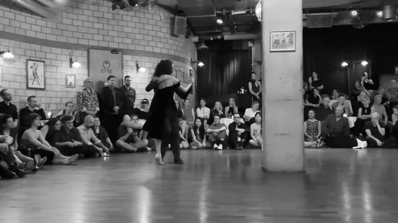 Video thumbnail for Gianpiero Galdi and Lorena Tarantino. Vals. (Miguel Calo- Luna de Plata)