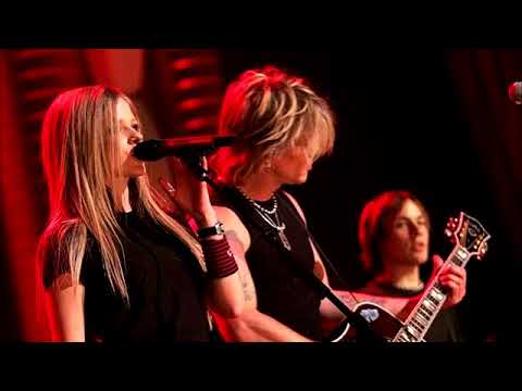 Avril Lavigne & Johnny Rzeznik - Iris (Remastered)