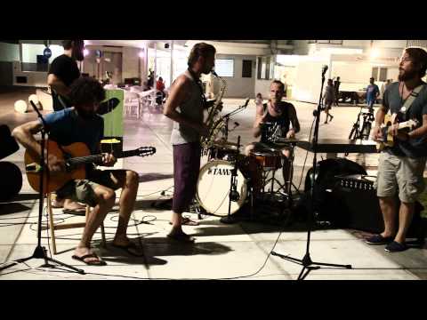 The Onironauts ft. Filippo Poderini @ Banana Giò - Jam su "Jolie Coquine" [omaggio a Caravan Palace]