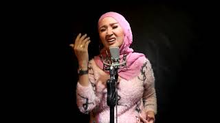 Download lagu Malam yg Dingin - Diana Nasution (covered by) Dewy Stanza mp3