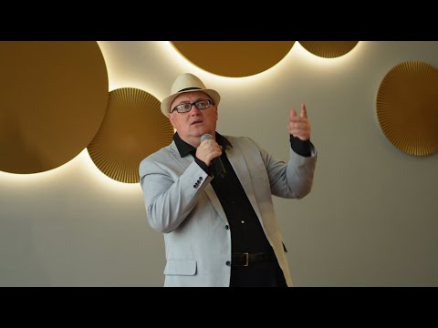 Dmitry Ushakov   Buona sera signorina