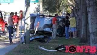 preview picture of video 'Traffic crash leaves two vehicles overturned in Pinellas Park'