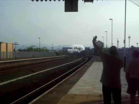 dutchess of sutherland passing through Rhyl Stn