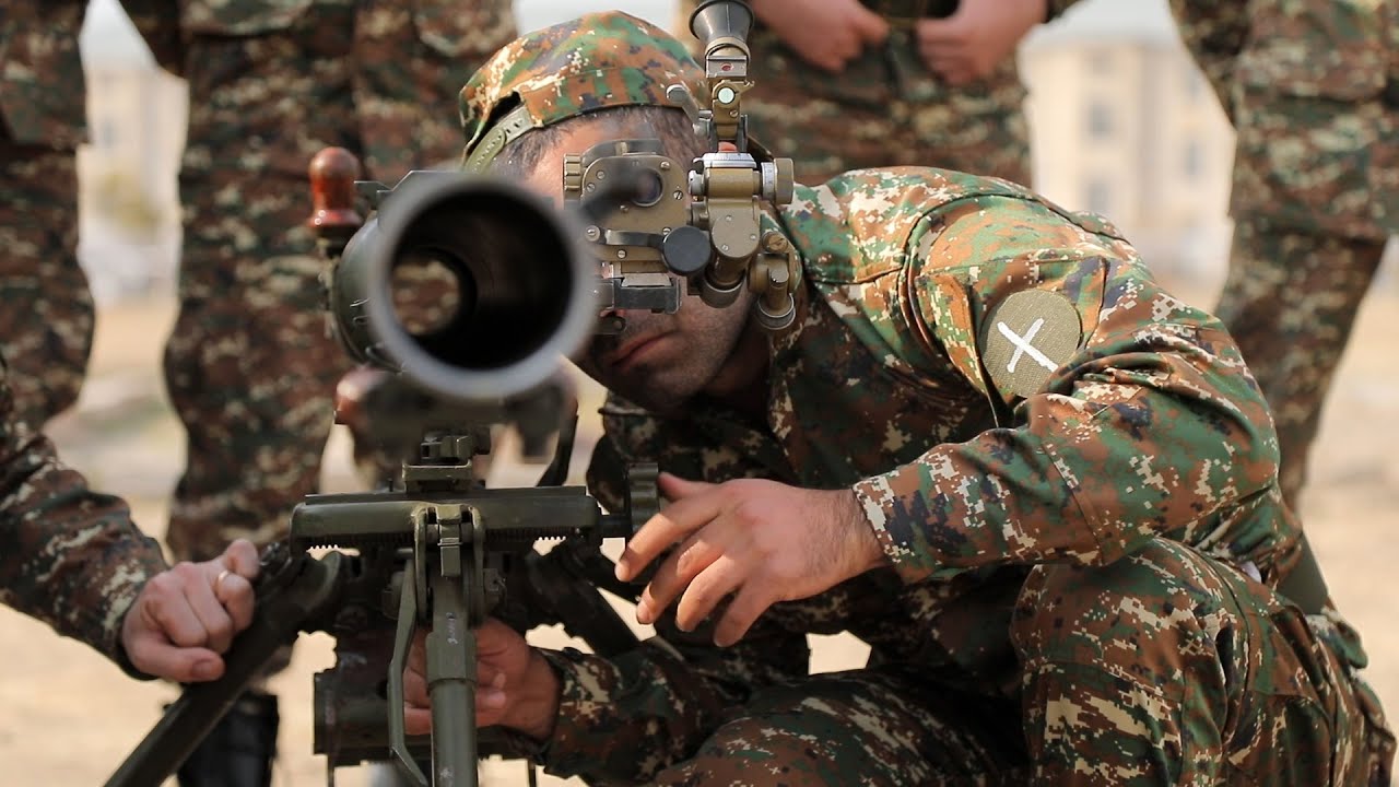 Հրետանավորների մարզումները՝ ռազմաճակատ մեկնելուց առաջ