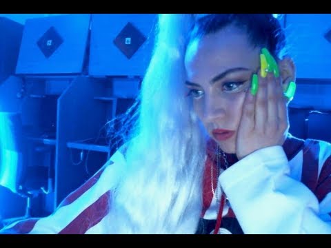 Haiyti - Chatboy (prod. by Bobby San & Macloud)