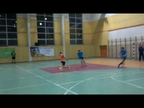 StrefaFutbolu.pl - Puchar LIGI - turniej finałowy: GS Avantis - Legendarni FF (pierwsza połowa)