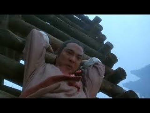 Джет Ли спасает девушку бой из фильма Два воина(1993 год)