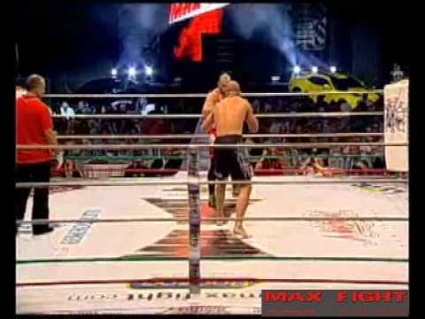 Емил Захариев срещу Камен ГеоргиевMAXFIGHT 27
