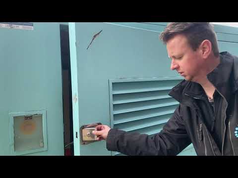 Iveco 8361 Marelli 220 kVA Supersilent generatorset stocknr 3963