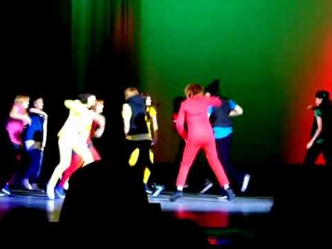 Donghae & Eunhyuk  - Oppa, Oppa (S.F.Visit cover dance) "Idol Con 2012"