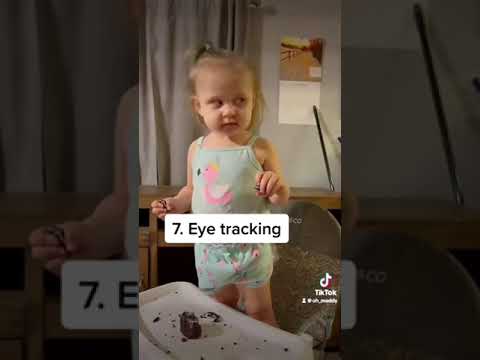 EARLY SIGNS OF AUTISM