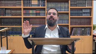 הרב חיים סרוסי - פרשת מסעי -  תתקדם צעד אחרי צעד (הרב חיים סרוסי) - התמונה מוצגת ישירות מתוך אתר האינטרנט יוטיוב. זכויות היוצרים בתמונה שייכות ליוצרה. קישור קרדיט למקור התוכן נמצא בתוך דף הסרטון