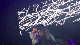 Carlos Right y Julia Medina | Mi Historia Entre Tus Dedos | OT 2018 Concierto Granada