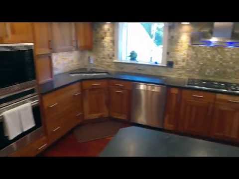 18 Francis Road, Wellesley, MA 02482