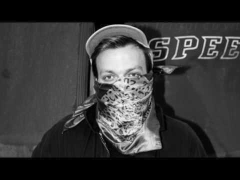 Karate Andi - Deine Olle tanzt (Freetrack) (prod. by MecsTreem)