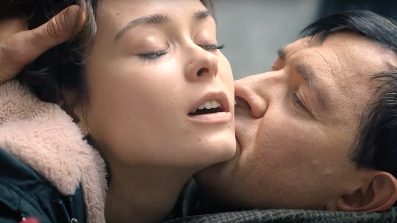 ESPOSA INTELIGENTE VS AMANTE FATAL: LA BATALLA POR EL CORAZÓN DE UN SINVERGÜENZA