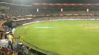 IPL 2018 | CSK vs RCB | Dhoni finishes with a six | Crowd Reaction | Chinnaswami Stadium Bangalore