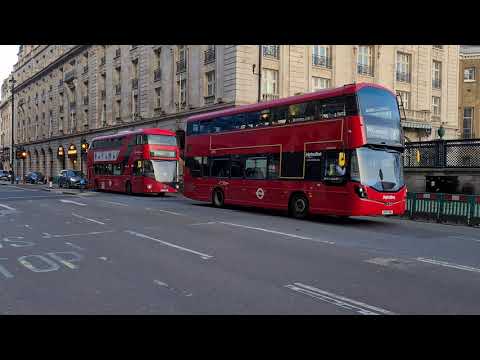 London Buses at Green Park Station (2021)