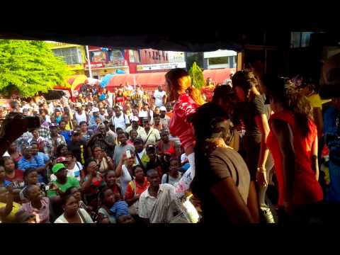 D'angel performing in half way tree Boom road show