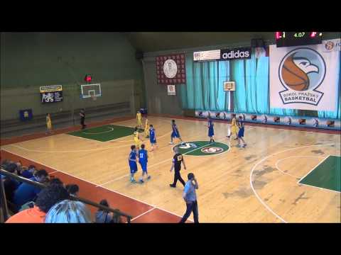18042015 MČRU14 BK Snakes Ostrava vs USK 60-48 3Q