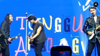 Download lagu Ello, Rony Dan Nyoman Paul - Tunggu Apa Lagi Dan Tak Ada Yang Sepertimu - Live At Jakarta 2025 mp3 Download lagu Ello, Rony Dan Nyoman Paul - Tunggu Apa Lagi Dan Tak Ada Yang Sepertimu - Live At Jakarta 2025 mp3