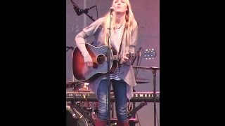 Entire Set - Holly Williams at Strawberry 2015