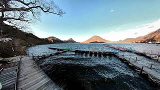 春の榛名湖畔の風景