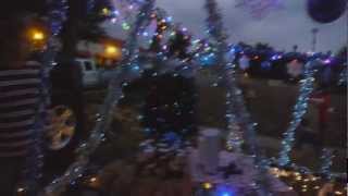 preview picture of video 'Redlands CA Christmas Parade 2012 Part 1. Parade Line Up'