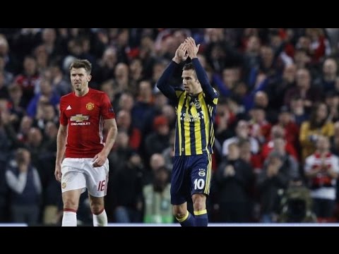 Van Persie scores vs Manchester United and the fans applauding for him 20/10/2016