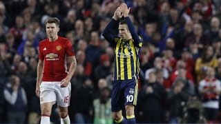 Van Persie scores vs Manchester United and the fan