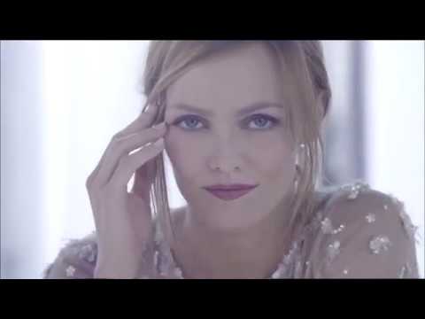 CHANEL IN LOVE WITH Vanessa Paradis ( 1991 / 2020 )