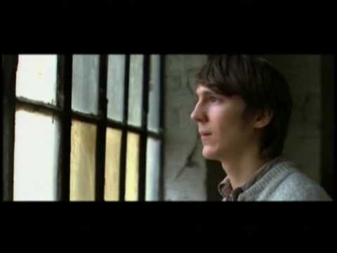 GIGANTIC sur Bandes-annonces.fr