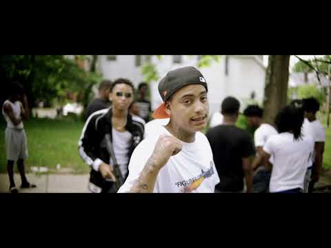 Roadrunner Savy "Crashed Out" (@DailyChiefers Exclusive)