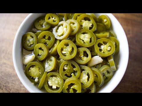 Pickled Jalapenos! Quick and Easy Homemade Pickled Jalapeños Recipe!