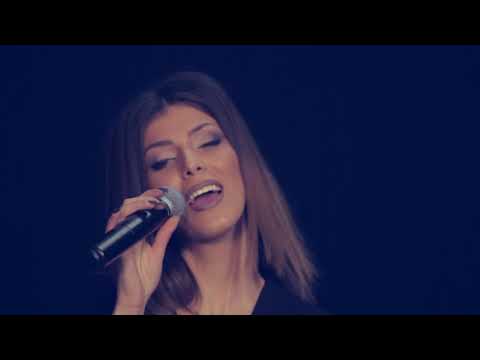 Bumbari bend i Ivana Naumova--Ljubime ljubi,,Aj zasvirete mladi mocinja,Cvetinite oci,Ubavoto Stojne