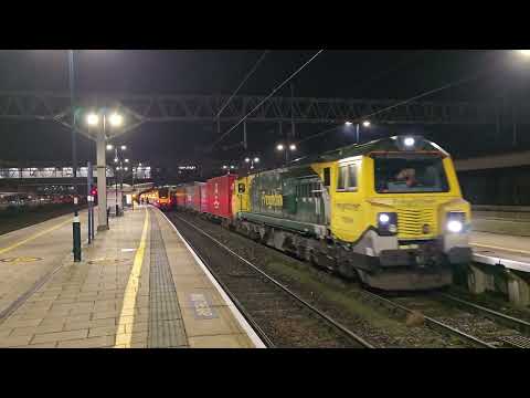 4S49 Southampton to Coatbridge at Stafford with 70006