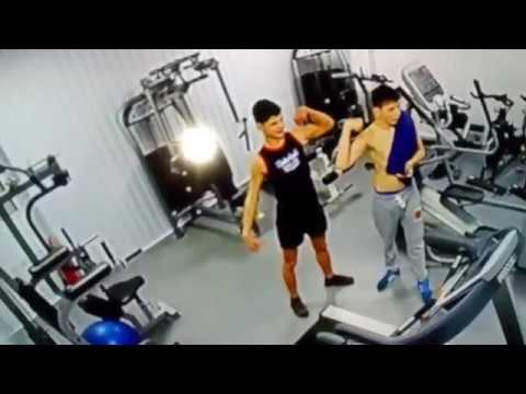 Парни к лету готовы