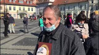UPDATE: Protest la Sibiu - Sibienii se adună în Piața Mare - Au venit cu icoane în mâini 2 video