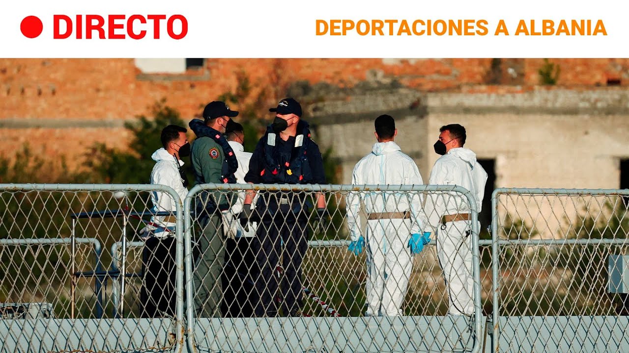 ALBANIA : LLEGADA DEL BARCO que TRANSPORTA a los MIGRANTES DEPORTADOS según el PLAN DE MELONI |RTVE