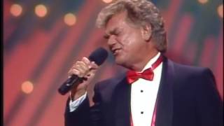 great country song from Conway Twitty   She&#39;s Got A Single Thing In Mind