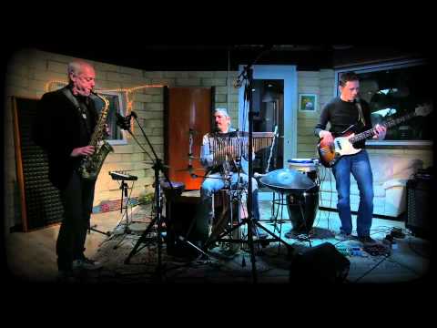 Electric Ethno Jazz Trio - Mulegno